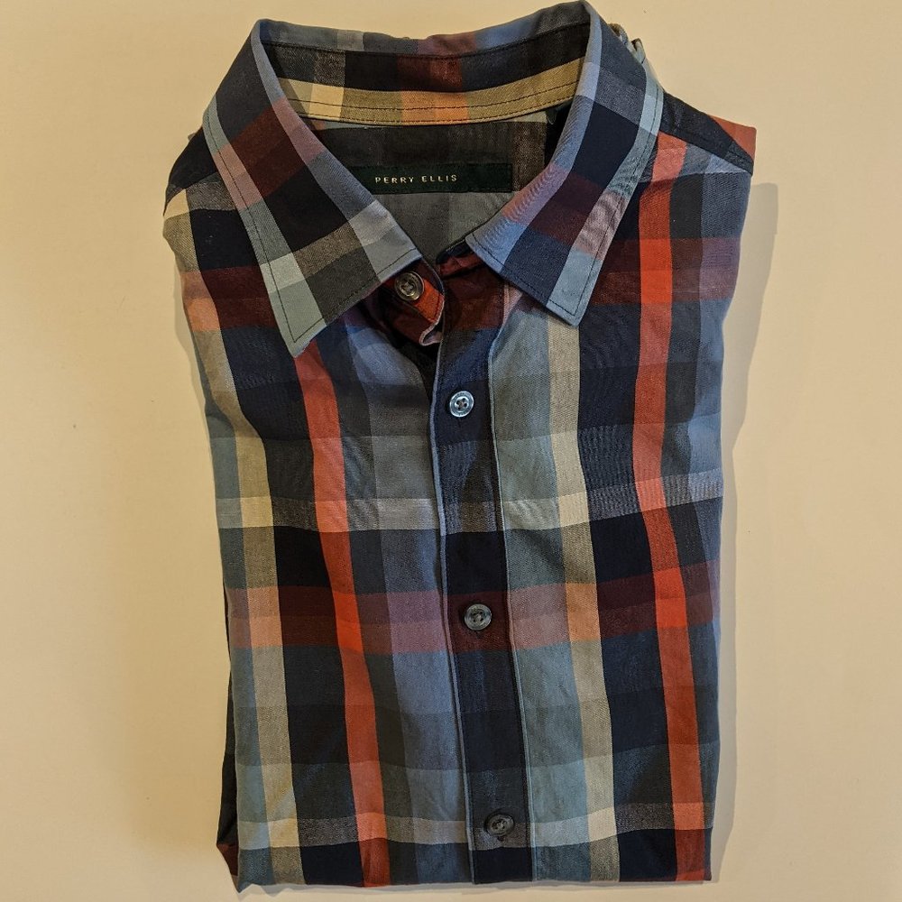 Perry Ellis Men's Plaid Blue Red Long Sleeve Shirt Small